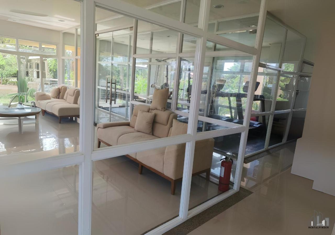 Palawan Modern Living In A Thoughtfully Designed Staycation Near Airport - B1 5Kunzite Puerto Princesa Exterior foto